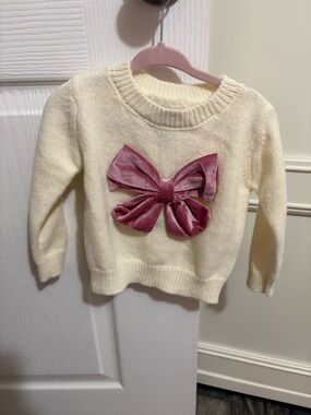 Toddler Cream Knit Sweater with Pink Velvet Bow